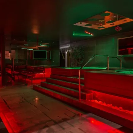 Maloves & * Владыславово