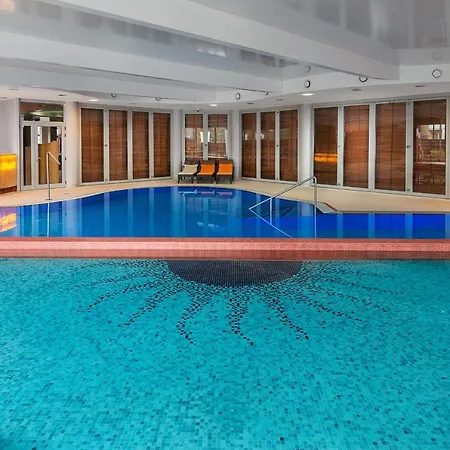 Курортный комплекс Maloves &