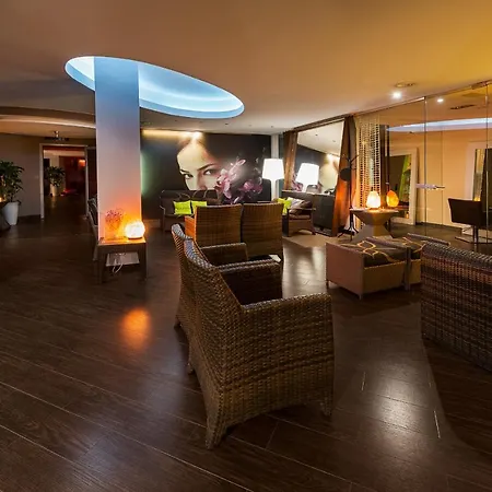 Maloves & Владыславово