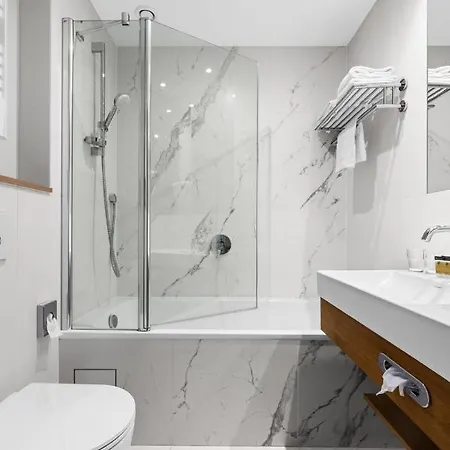 Apartmanhotel Maloves & Władysławowo
