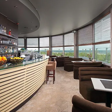 Курортный комплекс Maloves & *