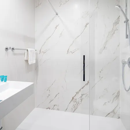 Maloves & Курортный комплекс *