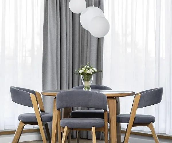 Maloves & Semesteranläggning (resort)