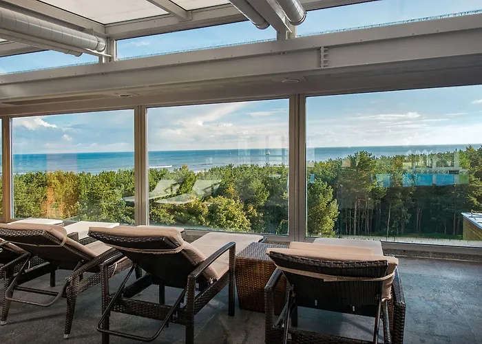 Semesteranläggning (resort) Maloves & *